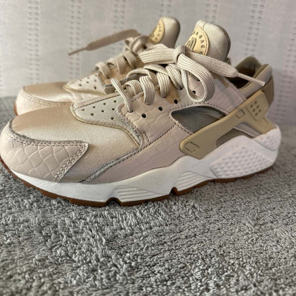 Nike Air Huarache Run Premium 'Oatmeal' Women's Sneakers